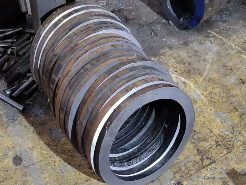 仁布30CrMo无缝钢管切割