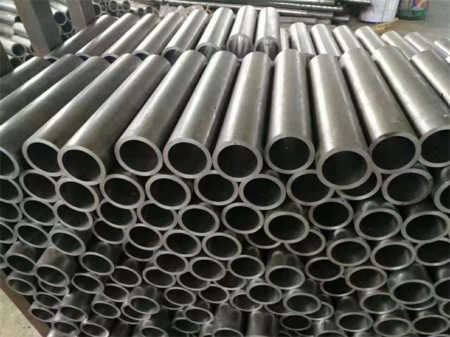 仁布30CrMo精密无缝钢管